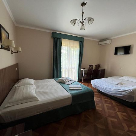 גגרה Guest House Ritsa מראה חיצוני תמונה